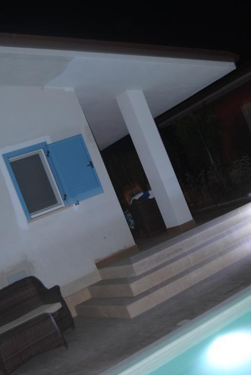B&B La Gatta Sul Tetto Borgo san Donato  Экстерьер фото