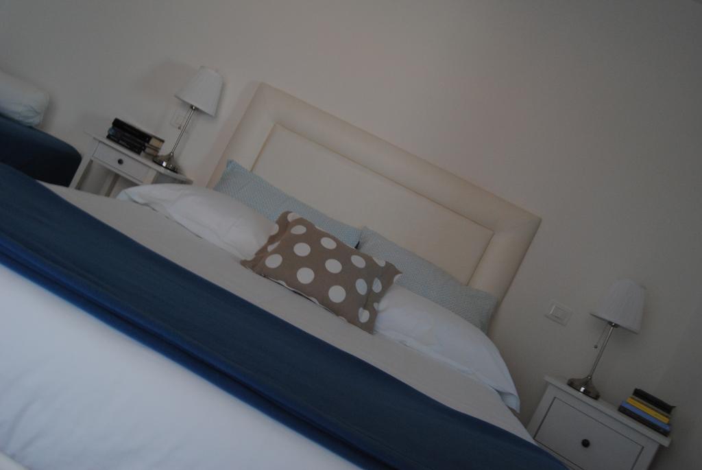 B&B La Gatta Sul Tetto Borgo san Donato  Экстерьер фото