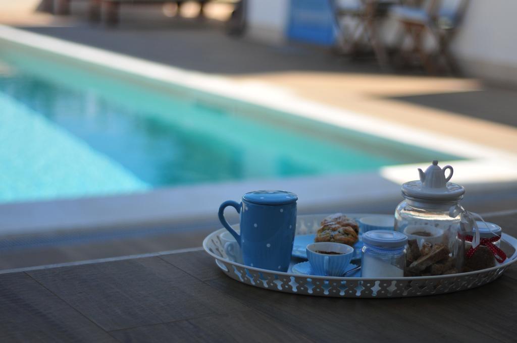 B&B La Gatta Sul Tetto Borgo san Donato  Экстерьер фото
