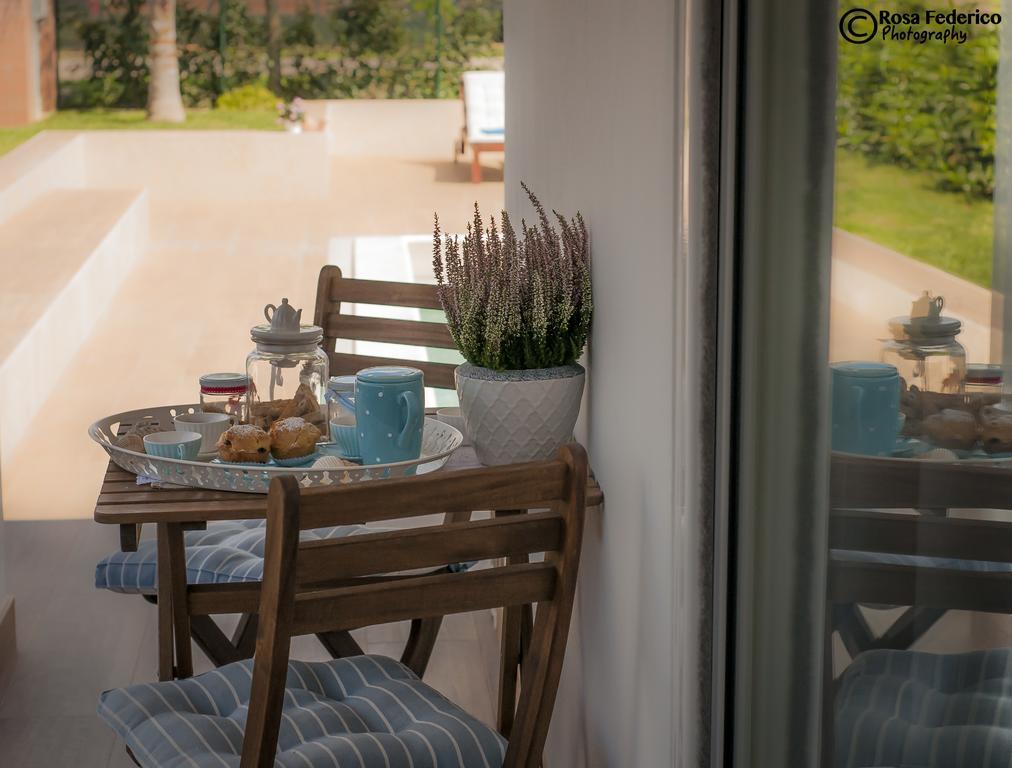 B&B La Gatta Sul Tetto Borgo san Donato  Экстерьер фото